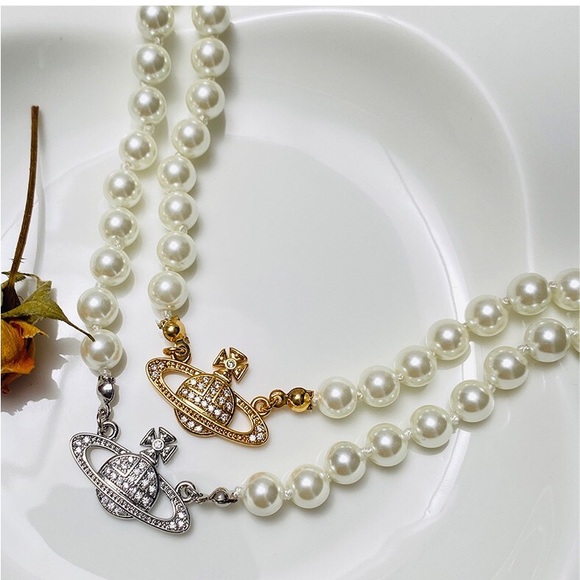 Vivienne Westwood Pearl Necklaces - Picture 2 of 6